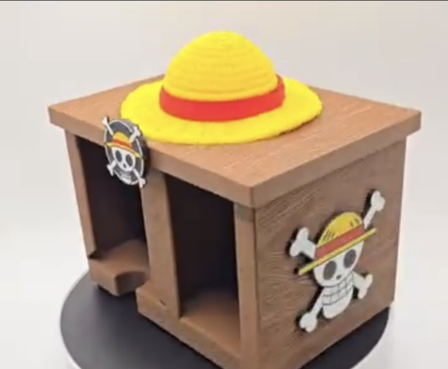 Wood-textured One Piece card care caddy with Luffy straw hat and Straw Hat skull artwork